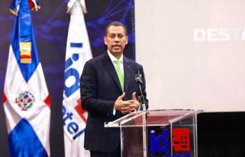Indotel espera que cárceles dispongan de bloqueadores de señal en 60 días