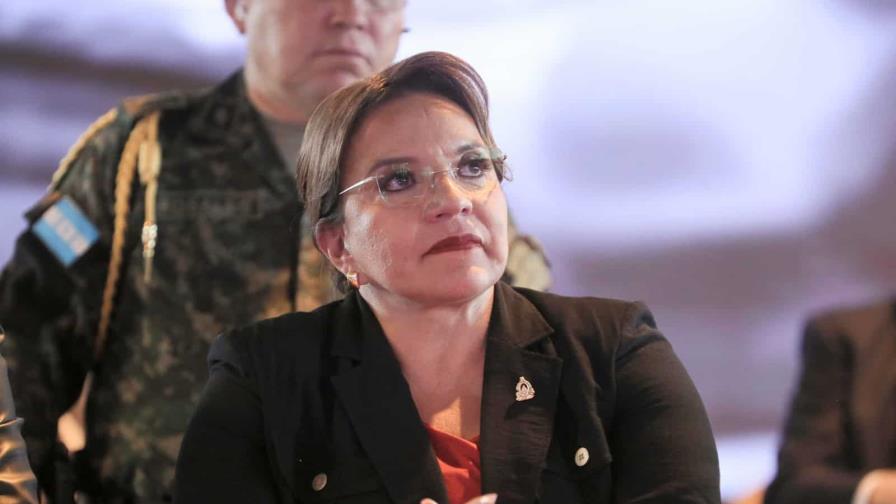 Xiomara Castro califica de duro golpe el fin del TPS y anuncia diálogo con EEUU Xiomara Castro califica de duro golpe el fin del TPS y anuncia diálogo con EEUU