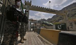 Cierre de cruce fronterizo Pakistán-Afganistán interrumpe comercio y movimiento de personas