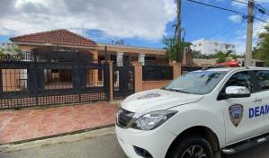 Un hombre estrangula a su madre en la provincia Santiago