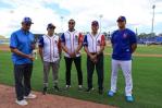 Juan Soto recibe el reconocimiento del premio Juan Marichal