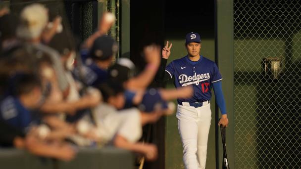 Video | Ohtani conecta jonrón con Dodgers en su 1er turno de pretemporada tras cirugía de hombro