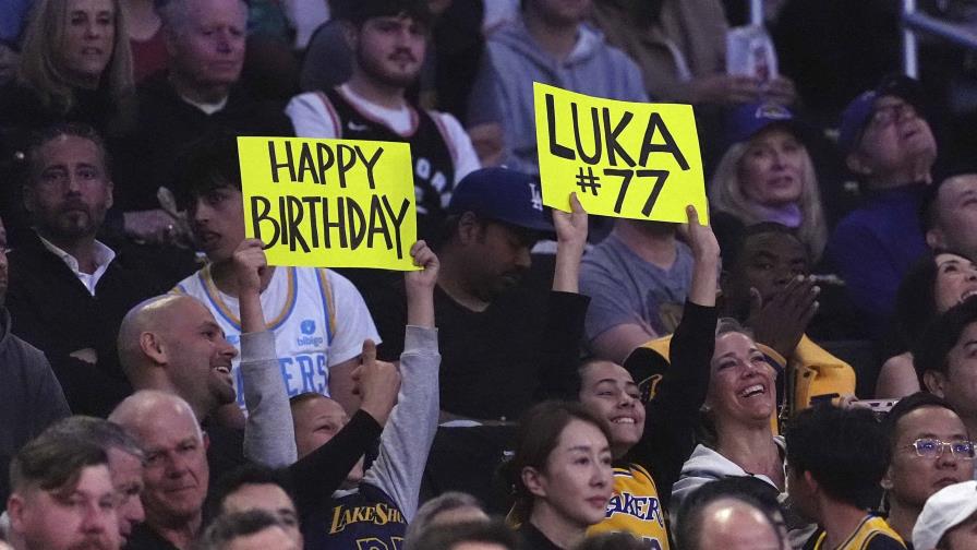 Doncic festeja su cumpleaños con 31 puntos y Lakers vencen 106-102 a Clippers