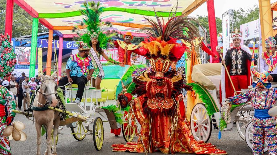 Carnaval de Santiago 2025 cierra con éxito y reafirma su impacto cultural Carnaval de Santiago 2025 cierra con éxito y reafirma su impacto cultural