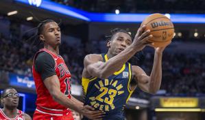 Nesmith anota 27 puntos, su récord personal, y guía a Pacers a vencer 127-112 a Bulls