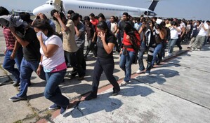 &iquest;Qu&eacute; gana Rep&uacute;blica Dominicana recibiendo deportados de EE. UU.?, el canciller &Aacute;lvarez responde