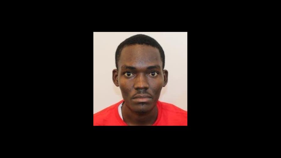 Detienen a un haitiano por el asesinato de tres personas en Carolina del Norte Detienen a un haitiano por el asesinato de tres personas en Carolina del Norte