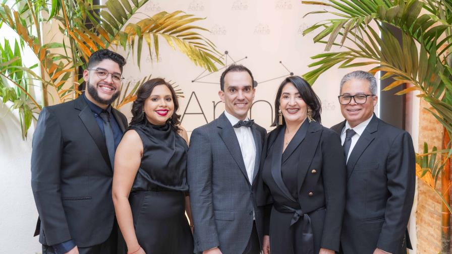 Arkhé Cosmetics llega a República Dominicana Arkhé Cosmetics llega a República Dominicana
