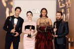 El cine independiente brilla con Anora en una gala con tímidas referencias políticas El cine independiente brilla con Anora en una gala con tímidas referencias políticas
