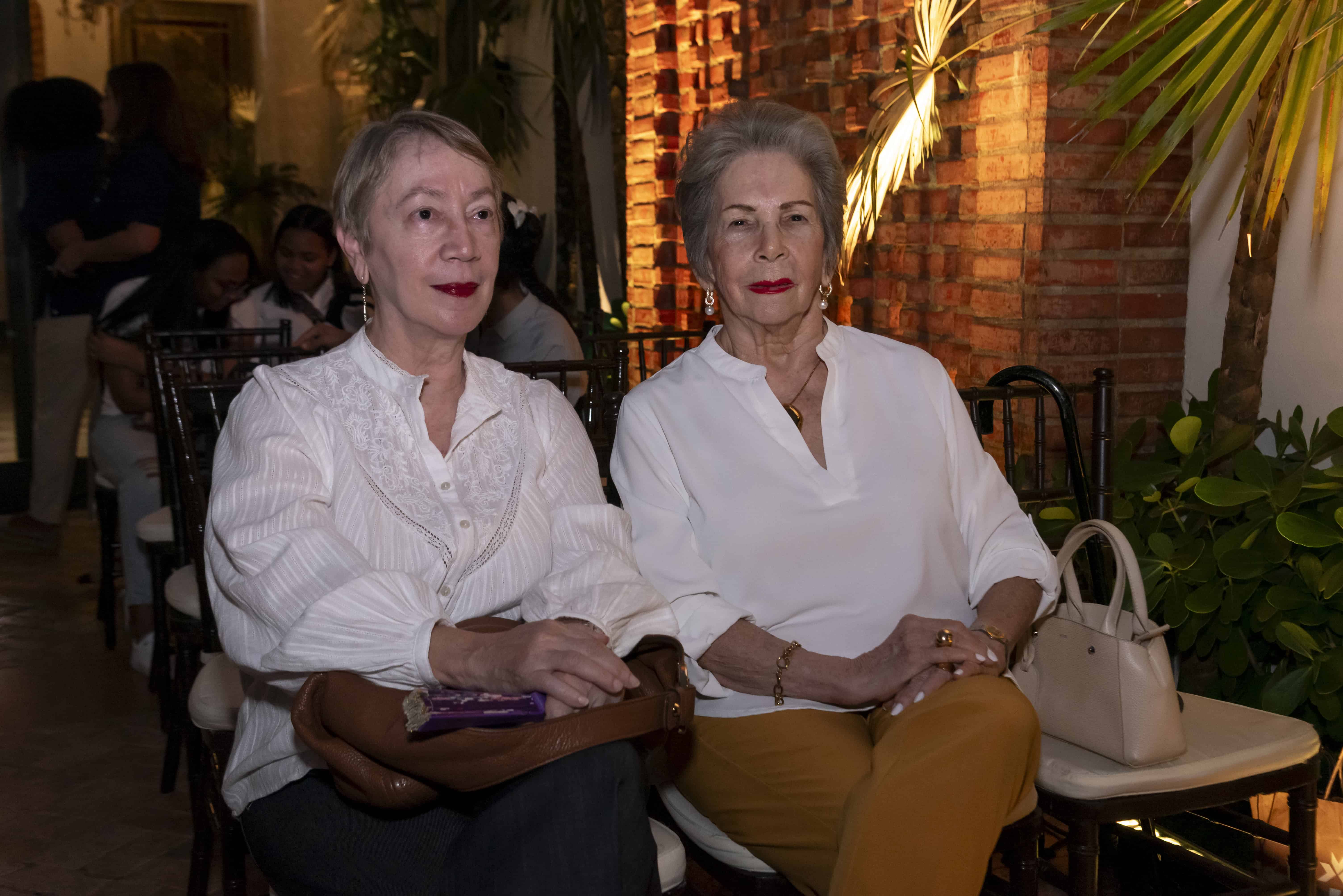 Altagracia Pou y Lisette Vega.