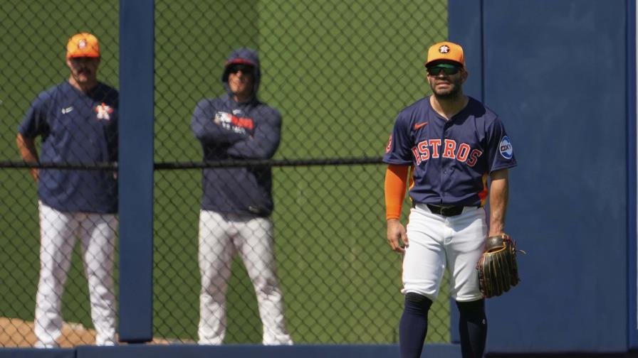 Astros moverán a José Altuve al jardín izquierdo