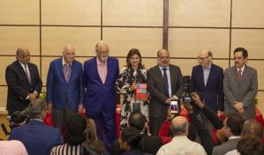 El escritor Pablo Gómez Borbón presenta nueva novela histórica