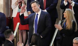 Republicanos ovacionan a Elon Musk en el Congreso durante el discurso de Trump