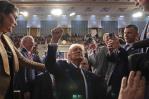 Trump reivindica sus aranceles y manda señales a Ucrania en una bronca sesión del Congreso