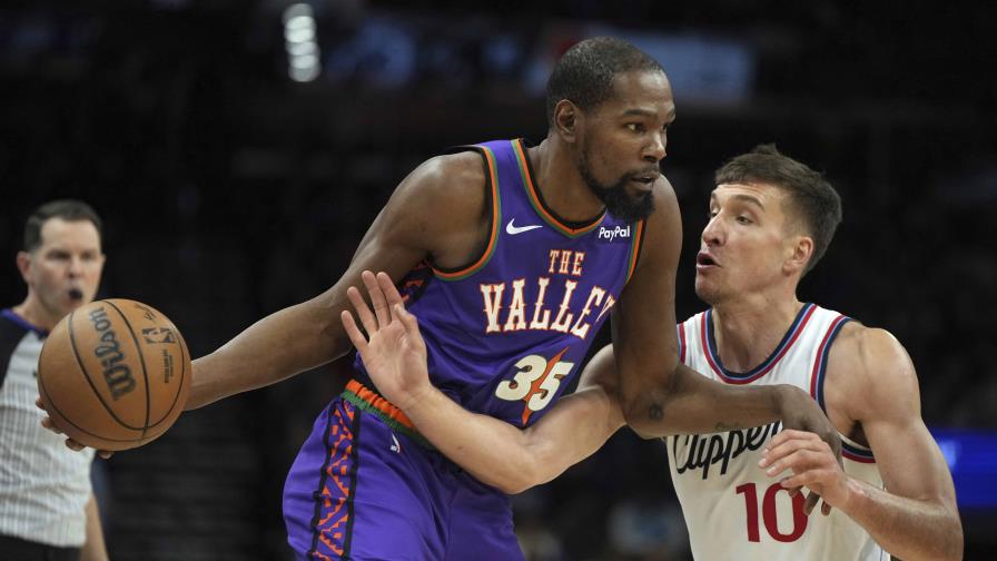 Durant anota 34 puntos y Suns remontan déficit para doblegar a Clippers