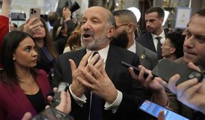 El secretario de Comercio de EE. UU. admite haber visitado la isla de Jeffrey Epstein