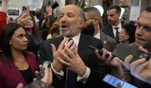 El secretario de Comercio de EE. UU. admite haber visitado la isla de Jeffrey Epstein