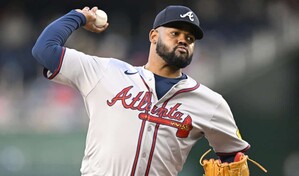 Reynaldo L&oacute;pez luce bien en su segunda salida de los campos de entrenamientos