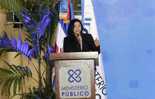 Yeni Berenice demuestra que es real la independencia del Ministerio Público