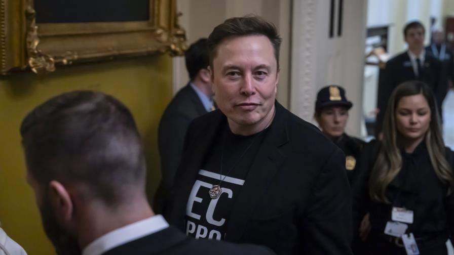 Musk se reúne en el Capitolio con republicanos que sopesan convertir recortes del DOGE en ley