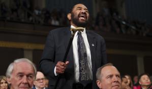 Amonestan al representante demócrata Al Green por interrumpir el discurso de Trump