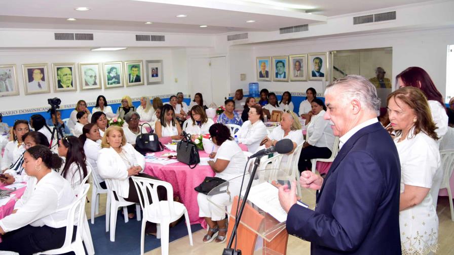 PRD conmemora el 88 aniversario del natalicio de Peña Gómez y el Día Internacional de la Mujer