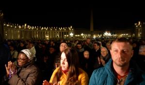El papa Francisco, con voz cansada, agradece de todo corazón las oraciones por su salud