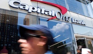 Banco argumenta que cerr&oacute; cuentas de Organizaci&oacute;n Trump por posible lavado de dinero