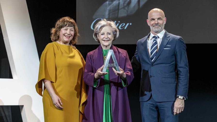 Patricia Phelps de Cisneros recibe Premio "A" Honorífico de la Fundación ARCO por su apoyo al arte