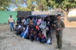 Apresan a dominicano que transportaba a 19 haitianos indocumentados en jeepeta Apresan a dominicano que transportaba a 19 haitianos indocumentados en jeepeta