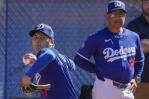 Dave Roberts ganará US$8 millones por temporada con extensión de los Dodgers Dave Roberts ganará US$8 millones por temporada con extensión de los Dodgers