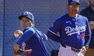 Dave Roberts ganará US$8 millones por temporada con extensión de los Dodgers