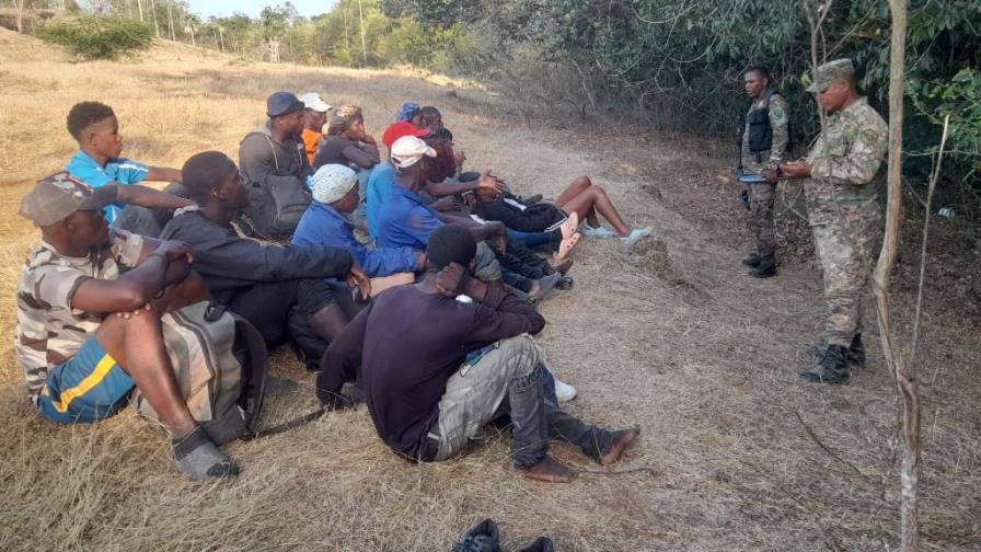 El Ejército detiene 46 haitianos indocumentados en Valverde y Santiago Rodríguez