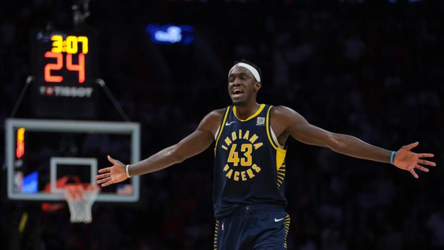 NBA multa a Pascal Siakam con 25.000 por confrontar a árbitros