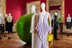 Loewe presenta en la casa de Lagerfeld una colección inspirada en el arte de los Albers
