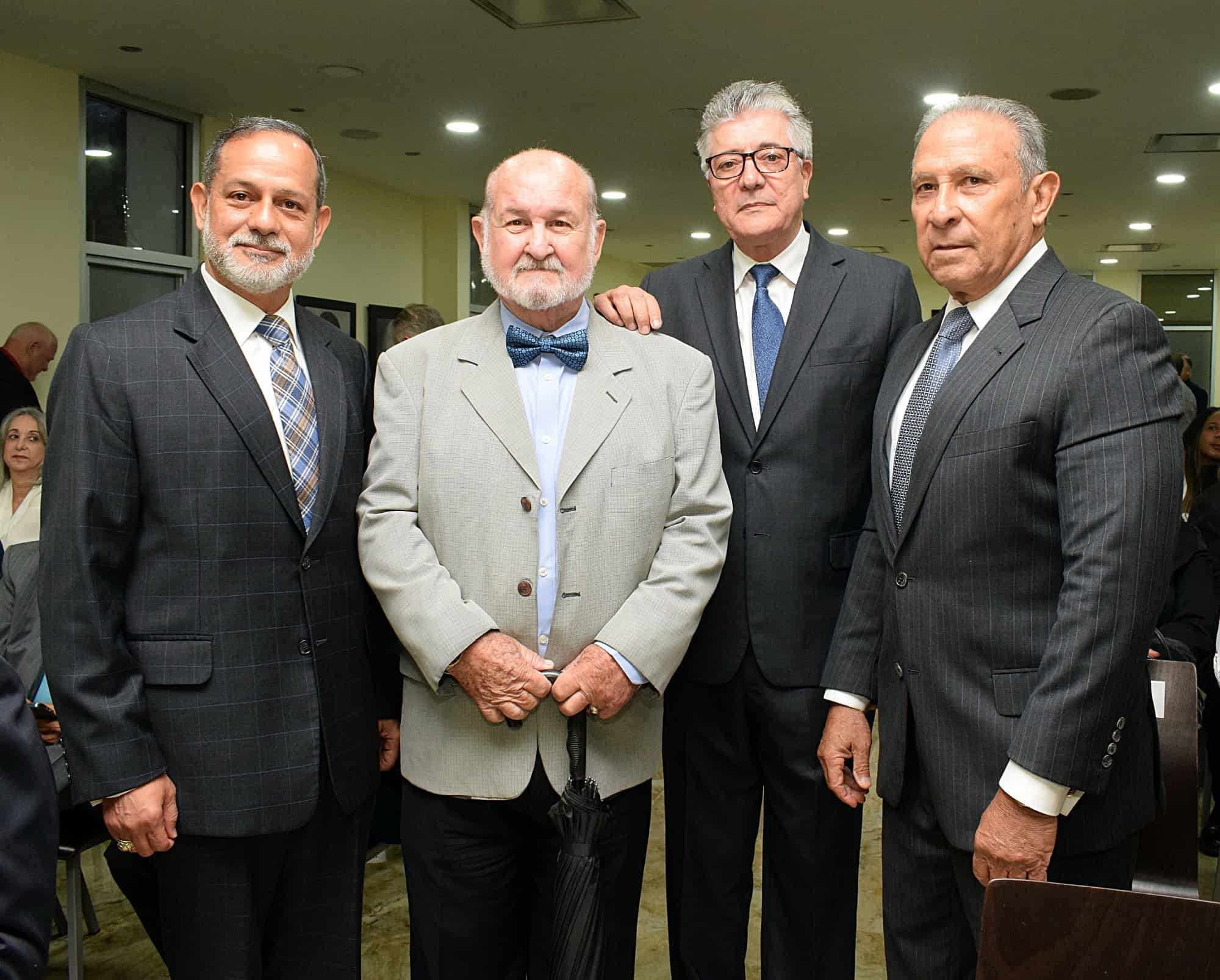 Guillermo Guzmán Fermín, Antonio Jiménez, Roberto Santana y Pedro de Jesús  Candelier.