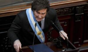 El gobierno de Milei publica un controvertido decreto para cerrar un nuevo acuerdo con el FMI