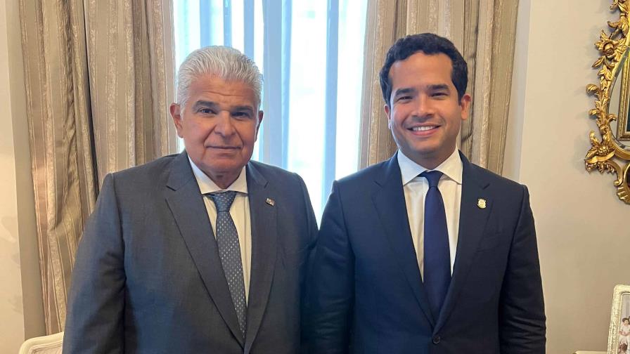 Senador Omar Fernández se reúne con el presidente de Panamá