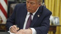 Trump pedir&aacute; vista inmediata al Supremo para revisar derecho a ciudadan&iacute;a por nacimiento