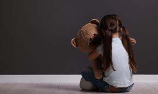 Siete hombres acusados en Reino Unido por explotación sexual de once adolescentes