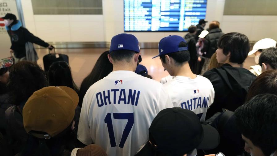 Ohtani y Dodgers se esconden de los fanáticos japoneses al llegar a Tokio