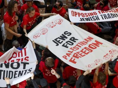 Protesta en la Torre Trump por activista palestino arrestado