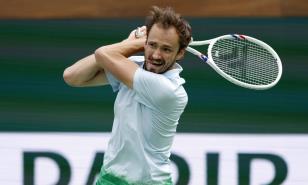 Medvedev, multado con 42,500 dólares por su conducta en el Abierto de Estados Unidos