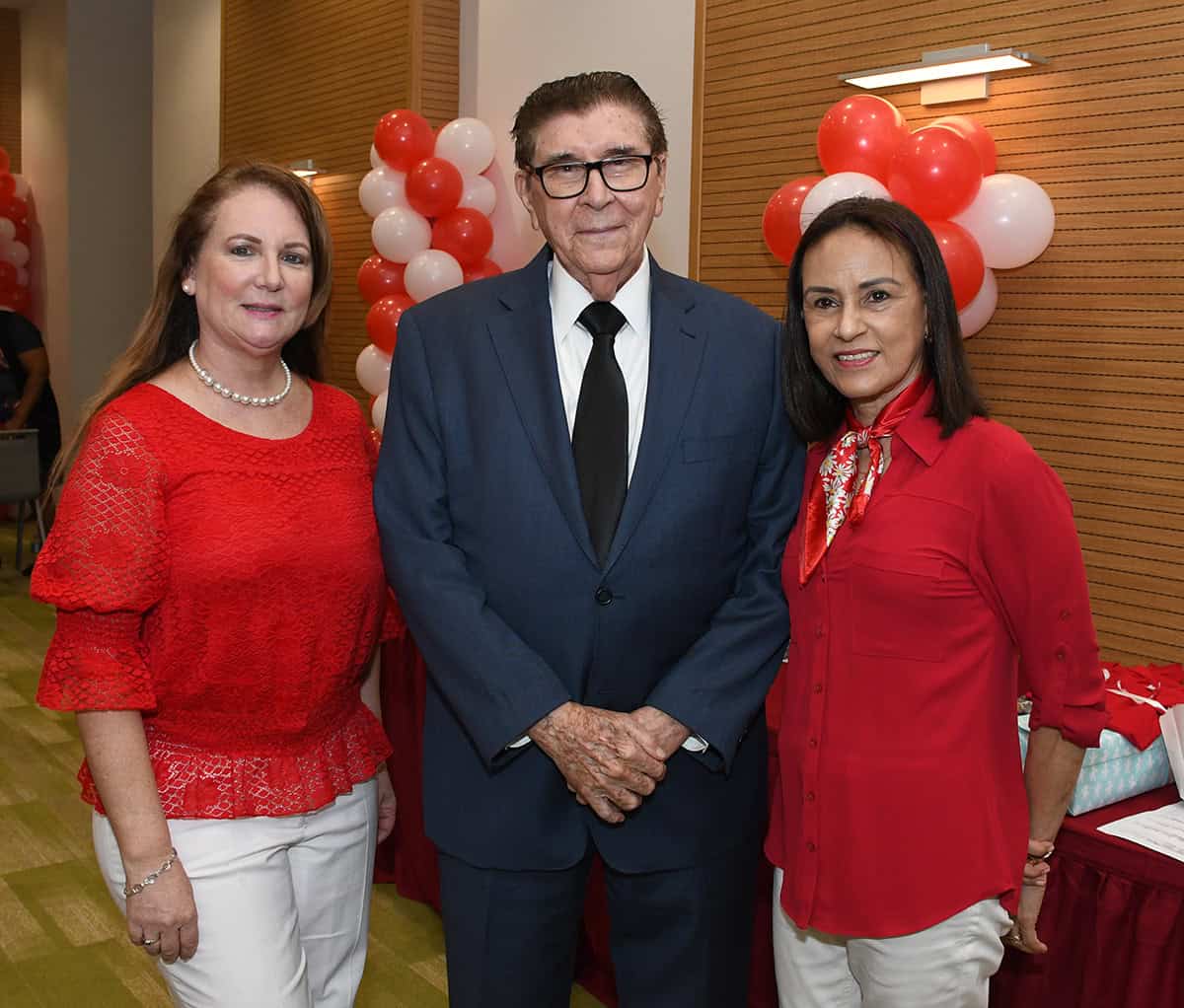 Miguelina Bencosme, Agustín López y July de Lomba.