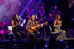 Marco Antonio Solís ya está en el país y recuerda a sus "hermanitos" dominicanos la cita Marco Antonio Solís ya está en el país y recuerda a sus "hermanitos" dominicanos la cita