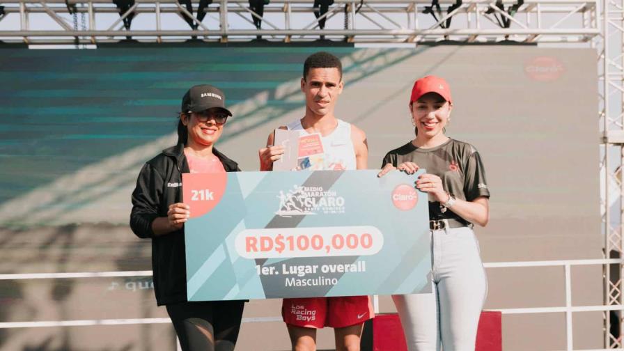 Santana y Rodríguez ganan el 21 KM de Claro