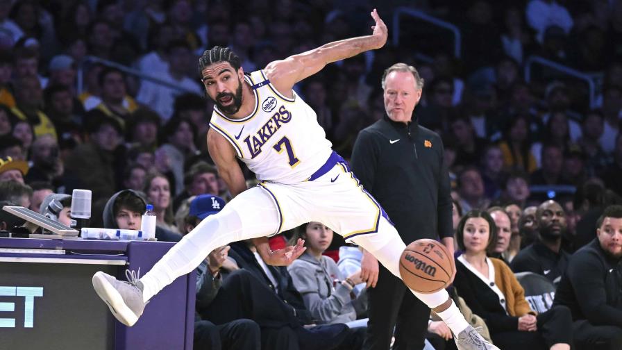 Lakers rompen racha de cuatro derrotas con un triunfo sobre los Suns