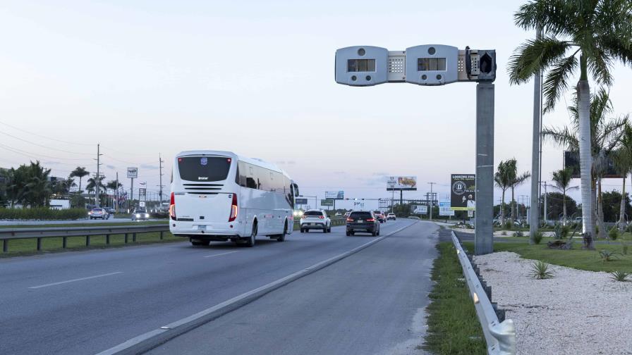 Los radares digitales que nunca funcionaron en las vías del Este