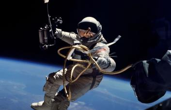 ¿Qué le sucede al cuerpo humano en el espacio profundo?