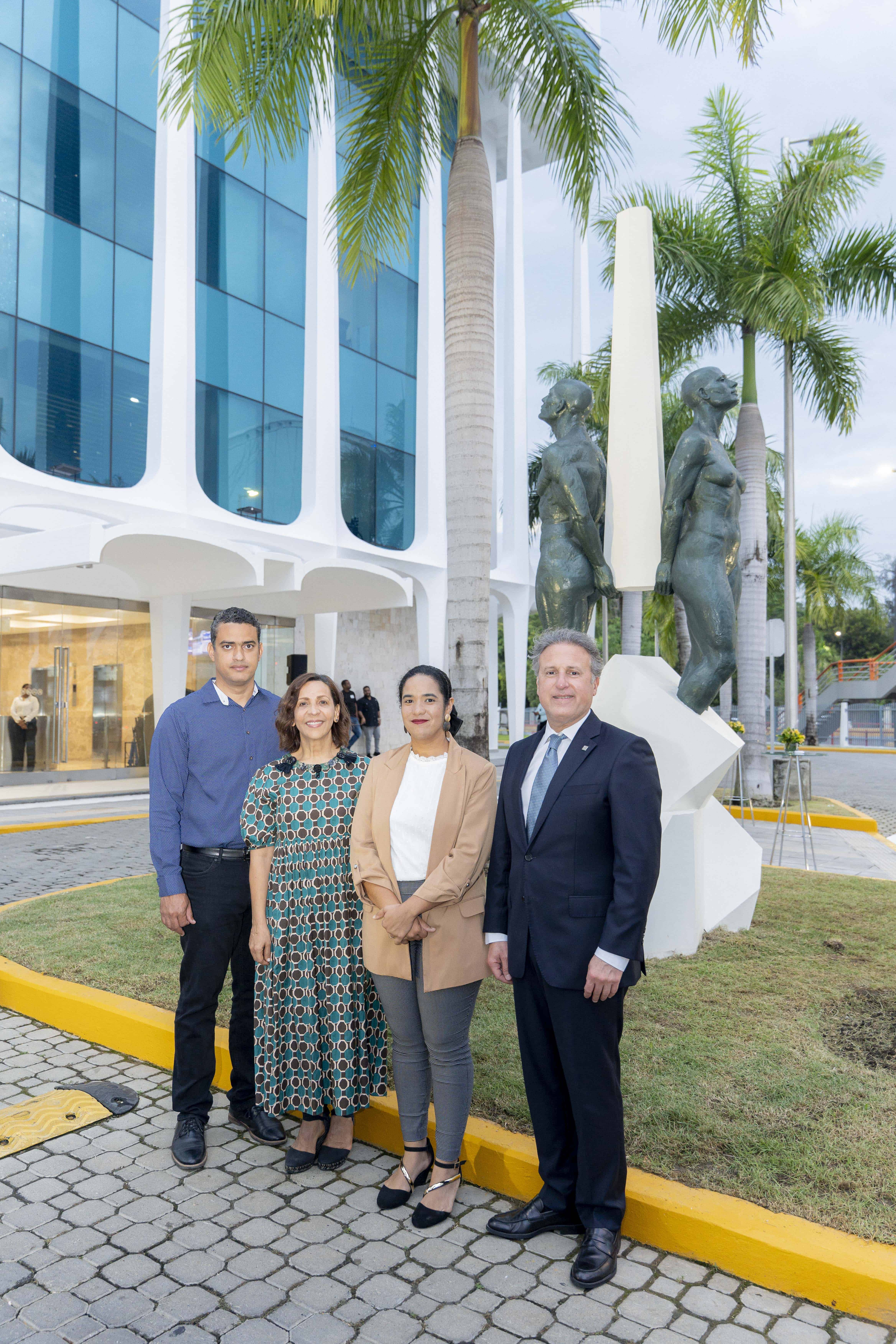 René Guzmán, Mildred Minaya, Elsa Cáceres y Gustavo Ariza.